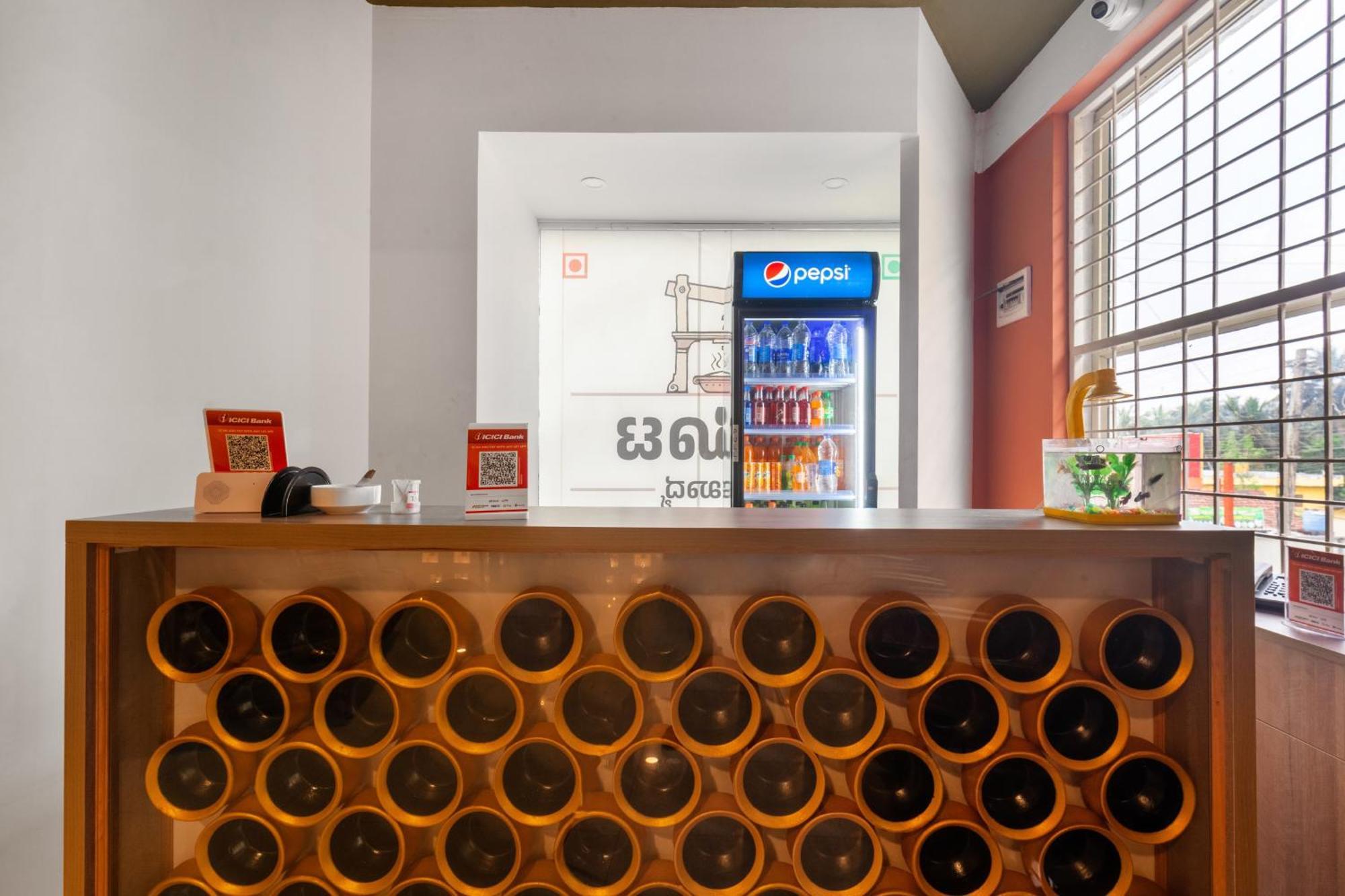 ホテル Treebo Sans Sarav Kushalnagar マディケーリ エクステリア 写真